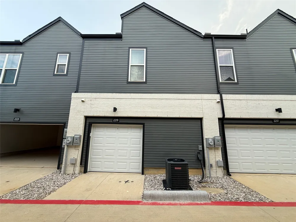2219 Reserve Way #Bldg 17-2219 Mansfield, TX 76063