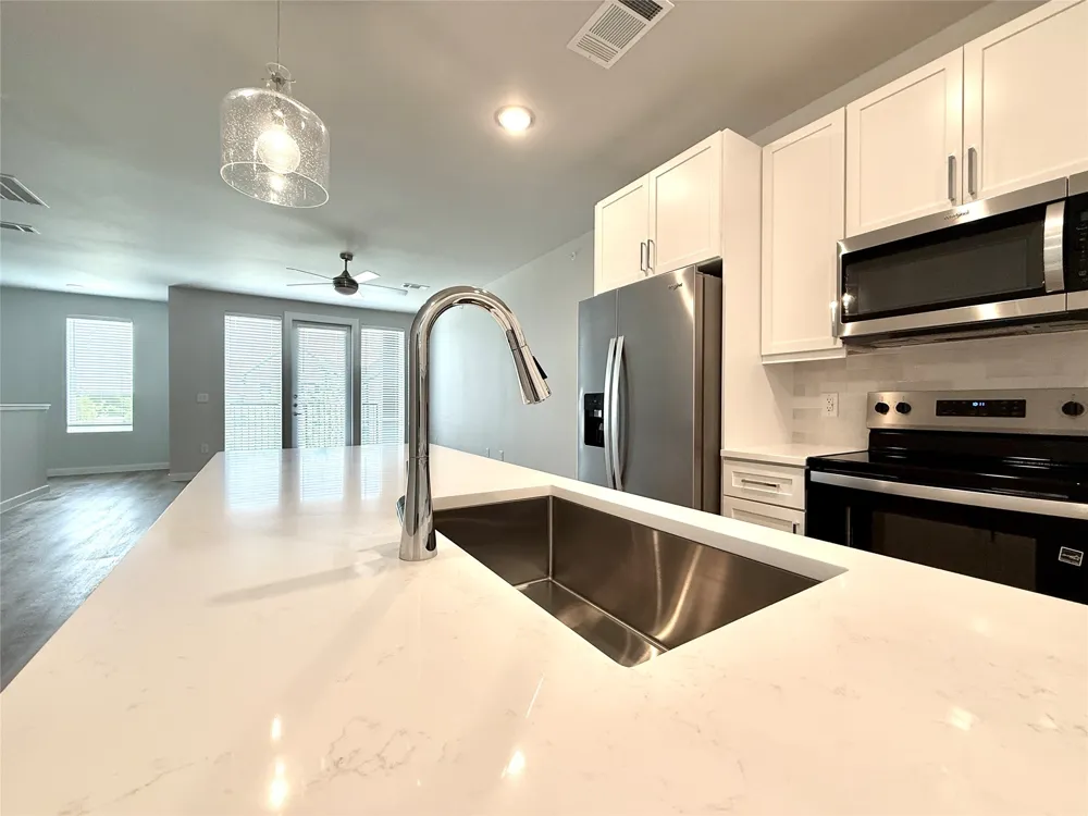 2219 Reserve Way #Bldg 17-2219 Mansfield, TX 76063