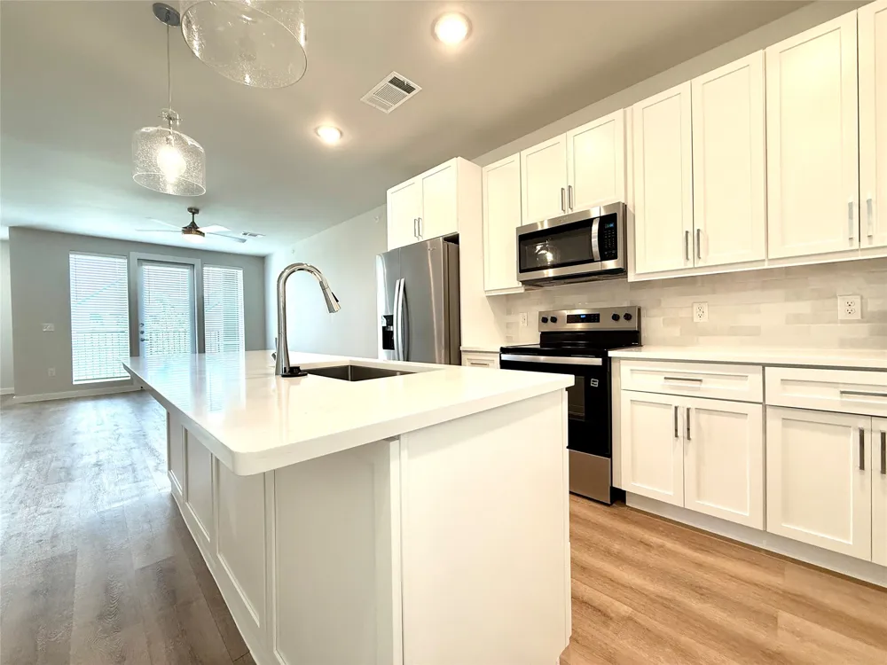 2219 Reserve Way #Bldg 17-2219 Mansfield, TX 76063