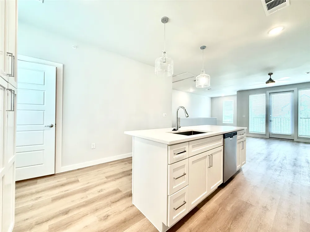 2219 Reserve Way #Bldg 17-2219 Mansfield, TX 76063