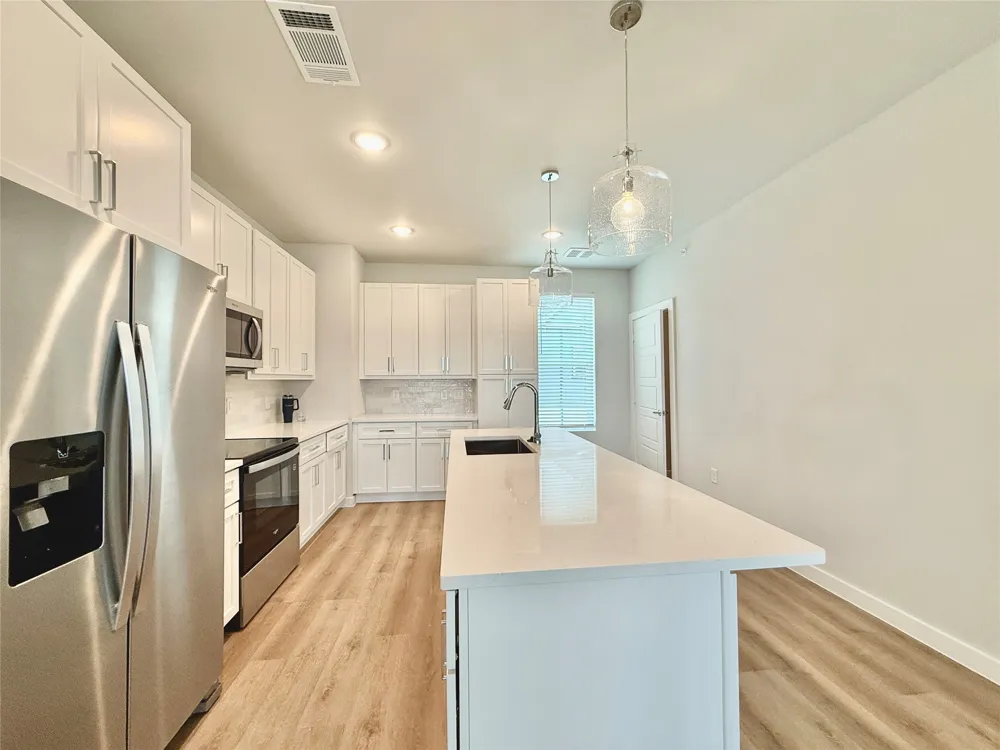 2219 Reserve Way #Bldg 17-2219 Mansfield, TX 76063