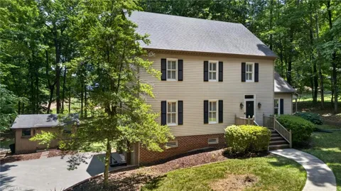 824 Cedar Creek Drive