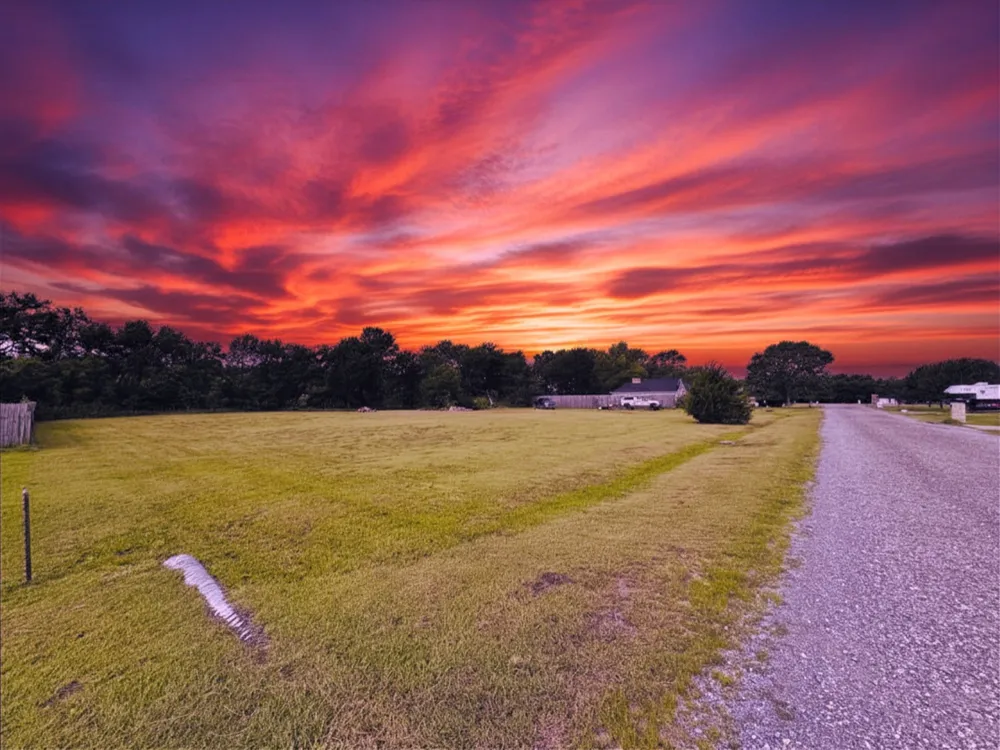 271 County Road 4443 Trenton, TX 75490