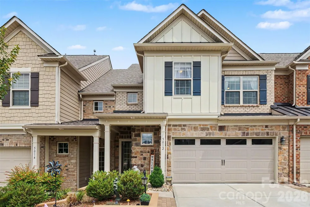 5012 Forest Hills Place Fort Mill, SC 29707