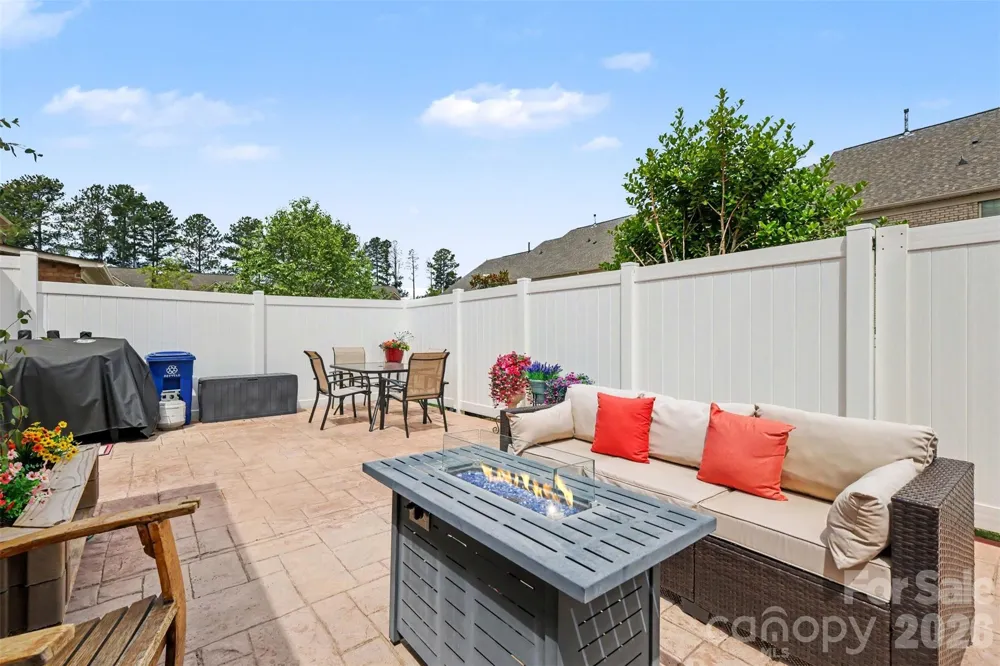 5012 Forest Hills Place Fort Mill, SC 29707