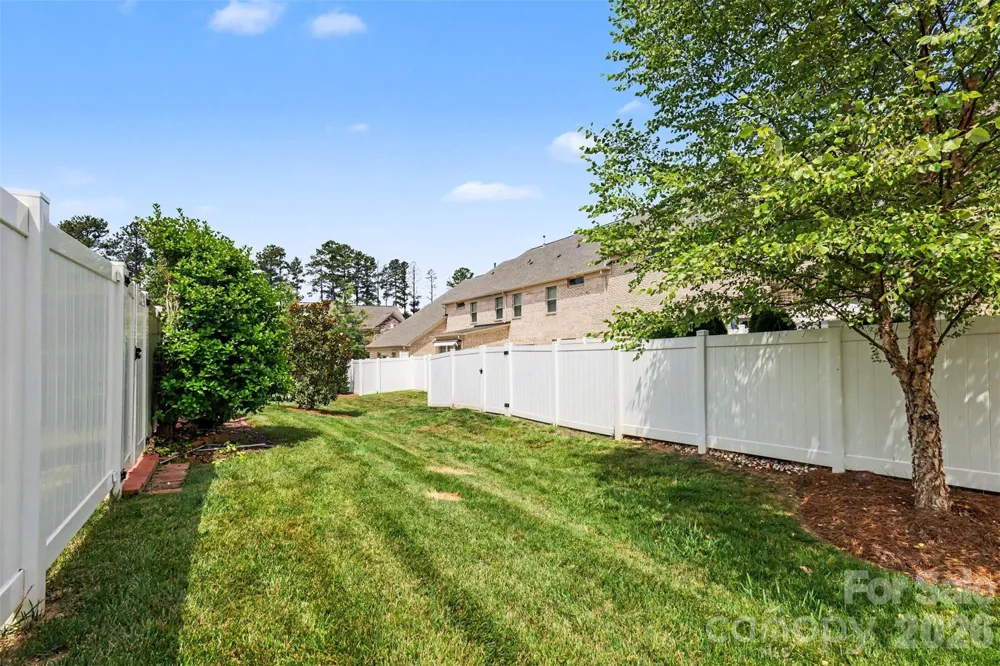 5012 Forest Hills Place Fort Mill, SC 29707