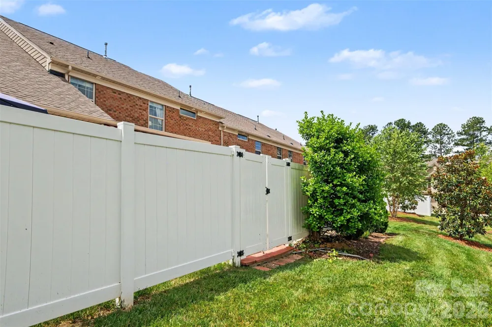 5012 Forest Hills Place Fort Mill, SC 29707