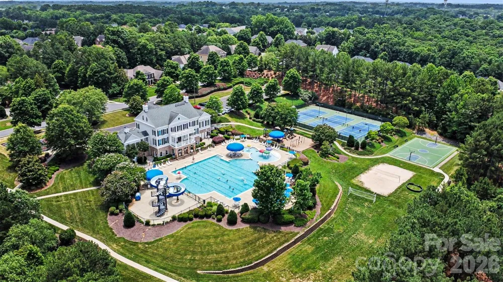 5012 Forest Hills Place Fort Mill, SC 29707