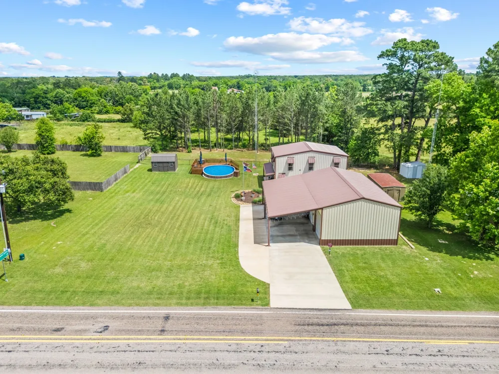 8910 Fm 779 Alba, TX 75410