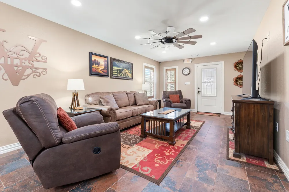8910 Fm 779 Alba, TX 75410