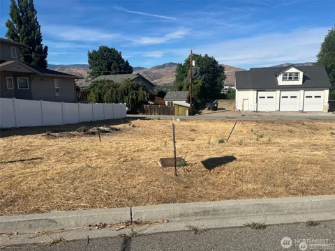 1076 Corum Circle