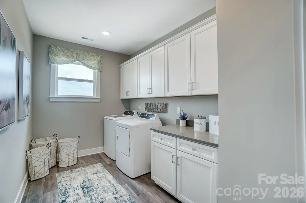 7205 Farmingdale Lane Harrisburg, NC 28075