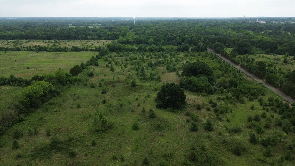 CR 2805 Mineola, TX 75773