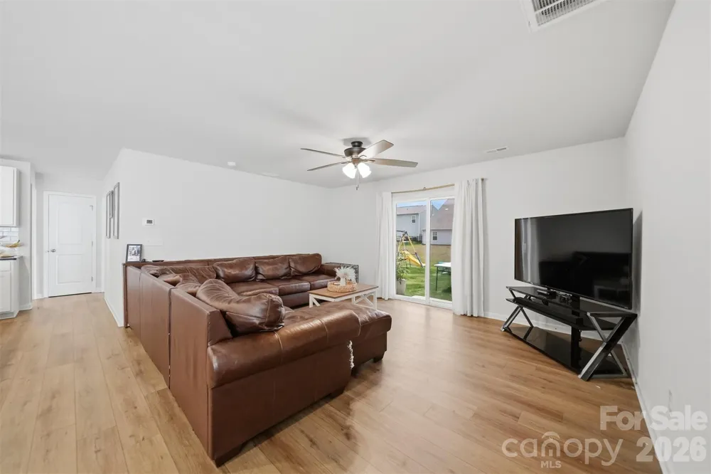 2464 Trollinger Drive Catawba, NC 28609