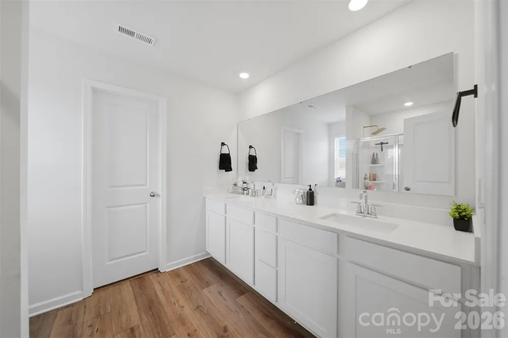 2464 Trollinger Drive Catawba, NC 28609