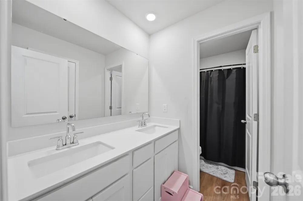 2464 Trollinger Drive Catawba, NC 28609
