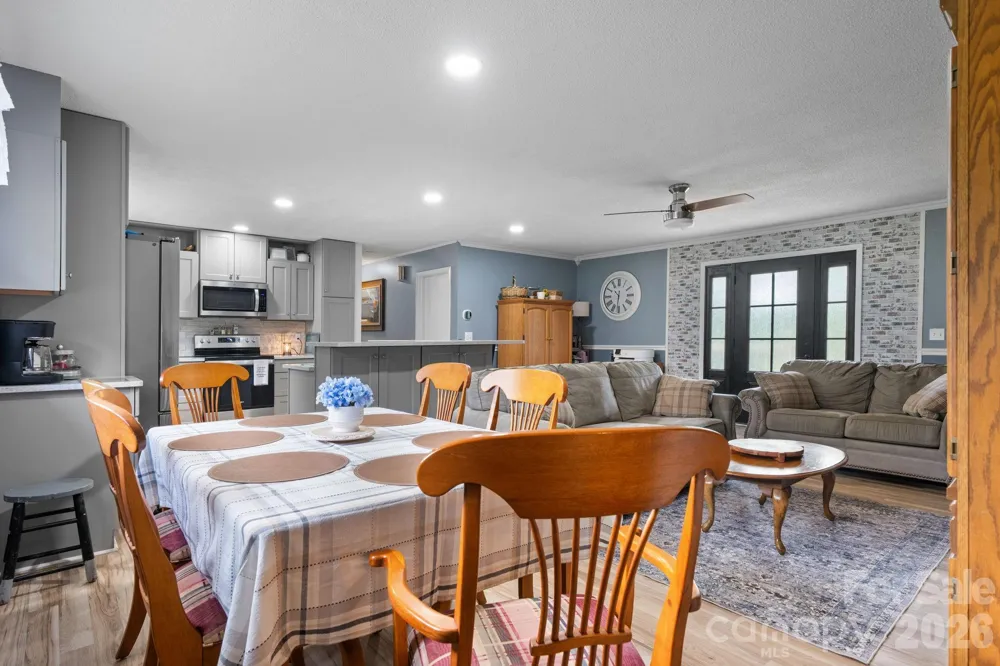 35 Glendale Drive Spruce Pine, NC 28777