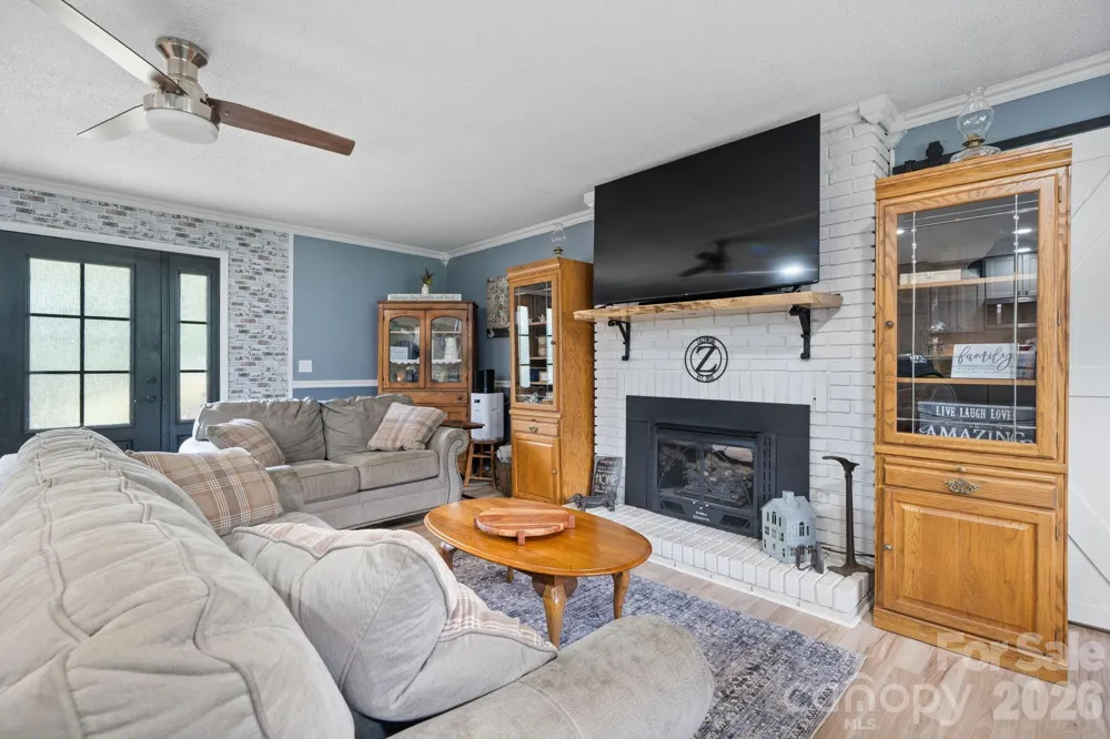 35 Glendale Drive Spruce Pine, NC 28777