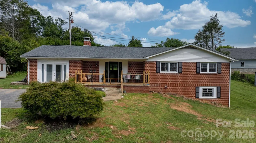 35 Glendale Drive Spruce Pine, NC 28777