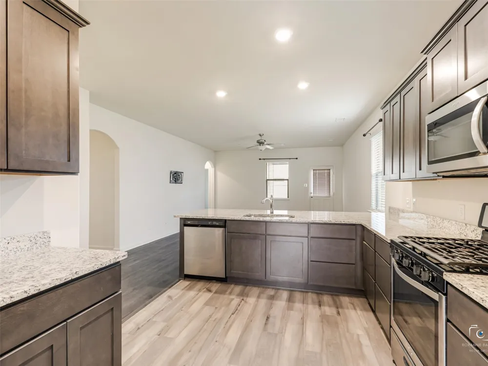 13616 Musselshell Drive Ponder, TX 76259