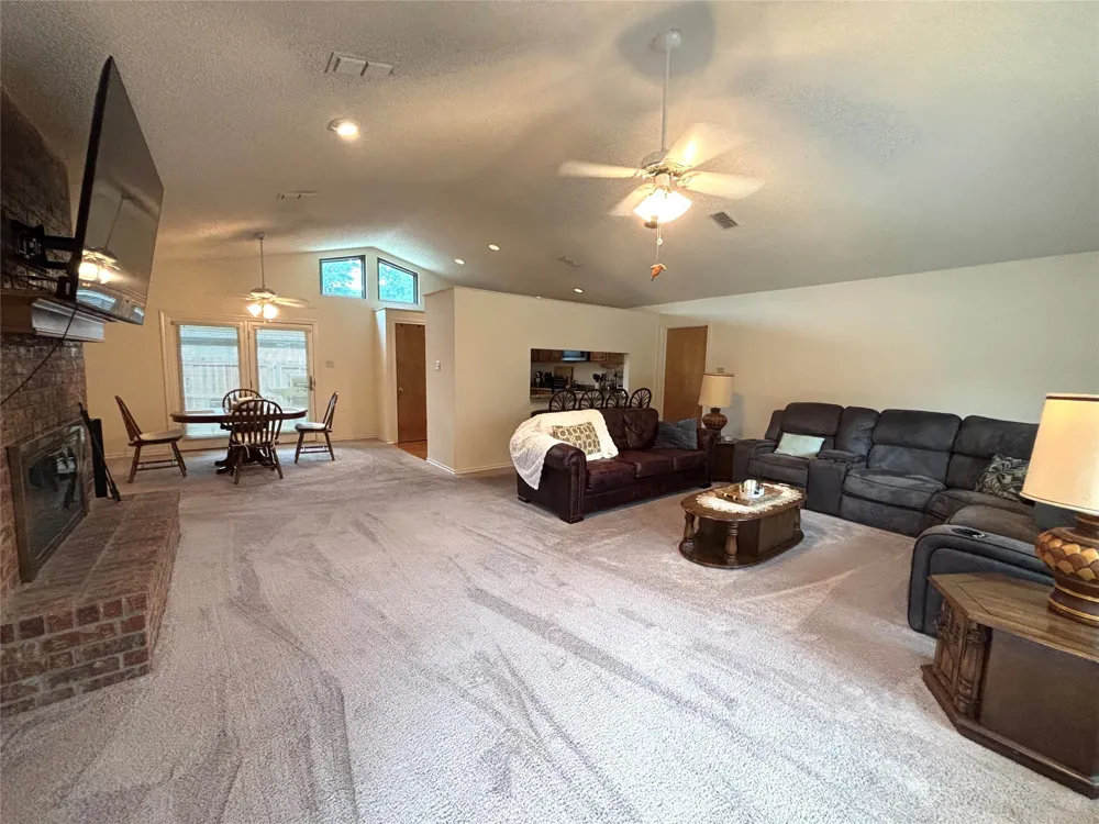10725 Legg Drive Kemp, TX 75143