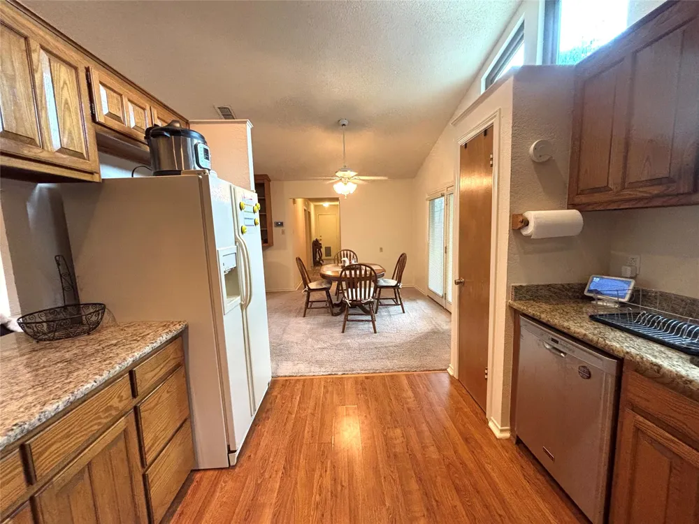 10725 Legg Drive Kemp, TX 75143