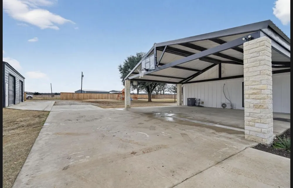 11474 Fm 3094 Scurry, TX 75158