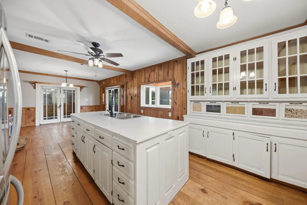 333 Walnut Street New Ulm, TX 78950