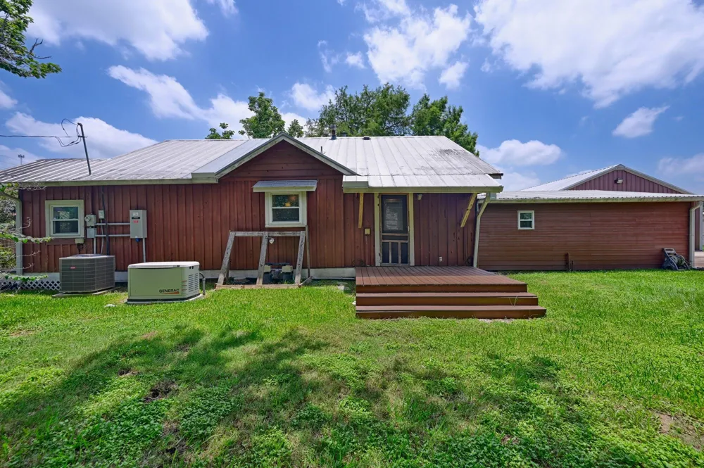 333 Walnut Street New Ulm, TX 78950