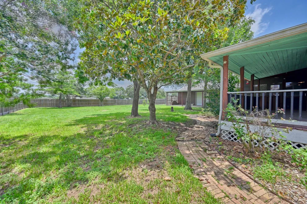 333 Walnut Street New Ulm, TX 78950