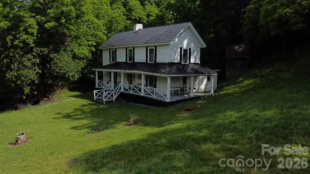 1327 NC 80 Highway Bakersville, NC 28705