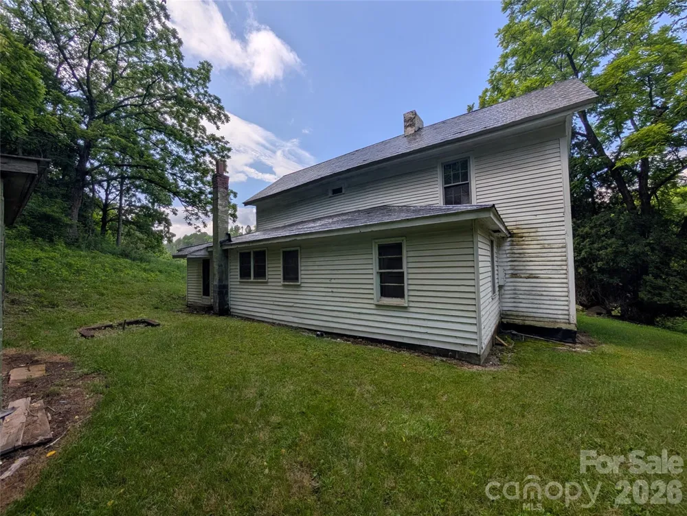 1327 NC 80 Highway Bakersville, NC 28705