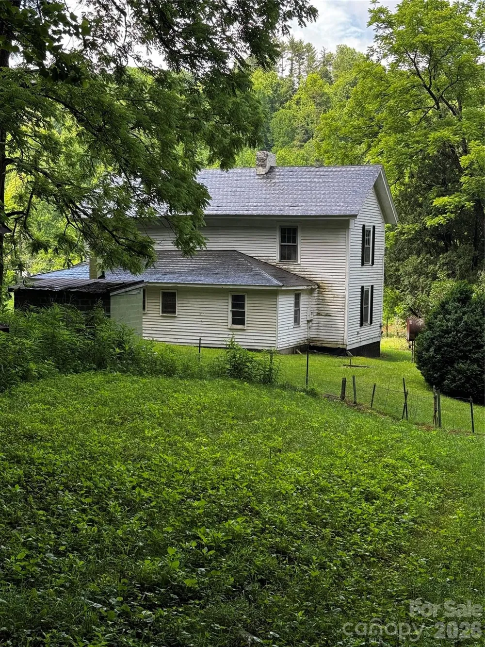 1327 NC 80 Highway Bakersville, NC 28705