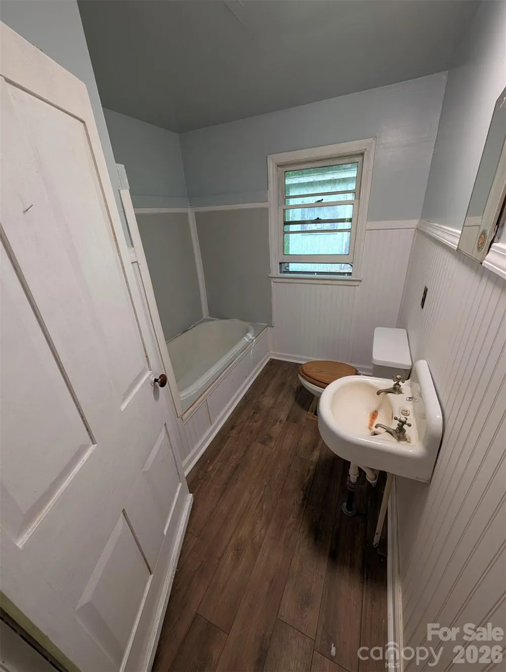 1327 NC 80 Highway Bakersville, NC 28705