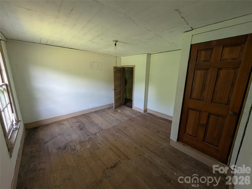 1327 NC 80 Highway Bakersville, NC 28705