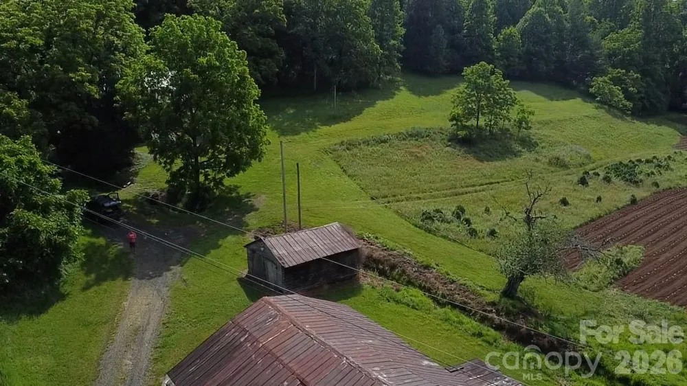 1327 NC 80 Highway Bakersville, NC 28705