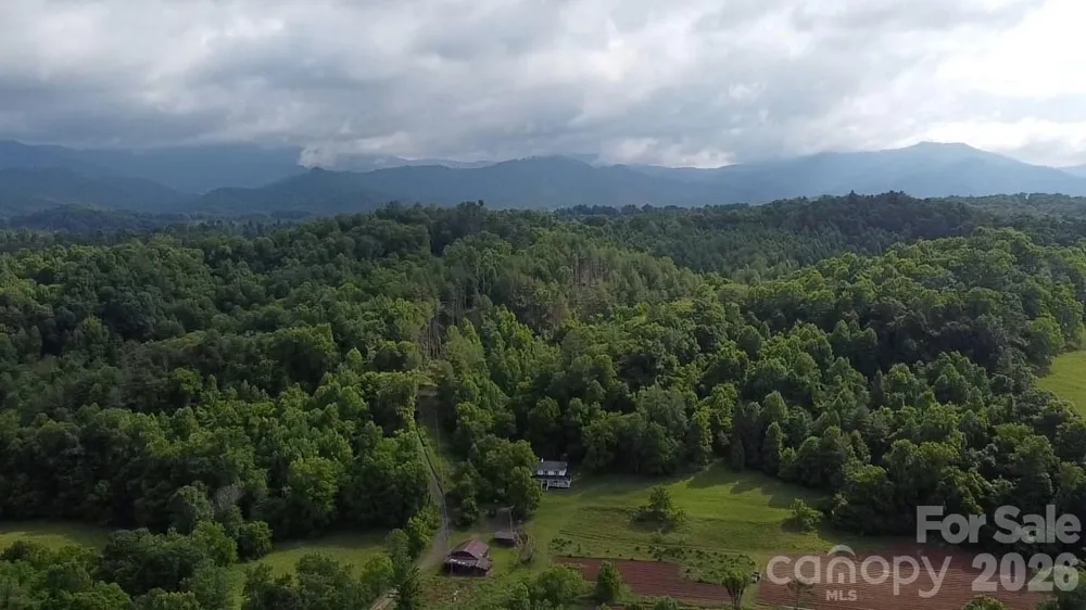 1327 NC 80 Highway Bakersville, NC 28705