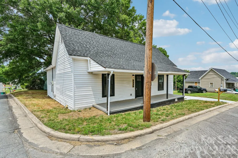 748 Efird Street Albemarle, NC 28001