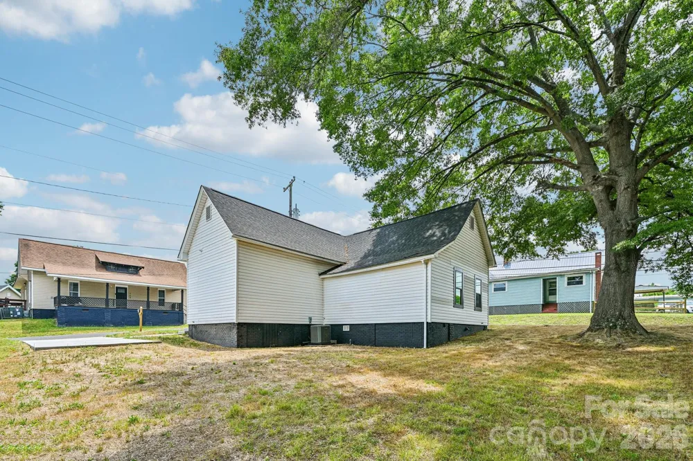 748 Efird Street Albemarle, NC 28001