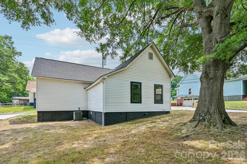 748 Efird Street Albemarle, NC 28001