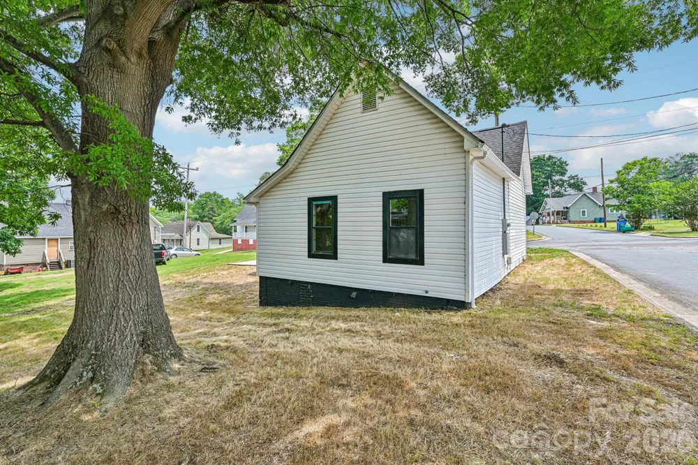 748 Efird Street Albemarle, NC 28001