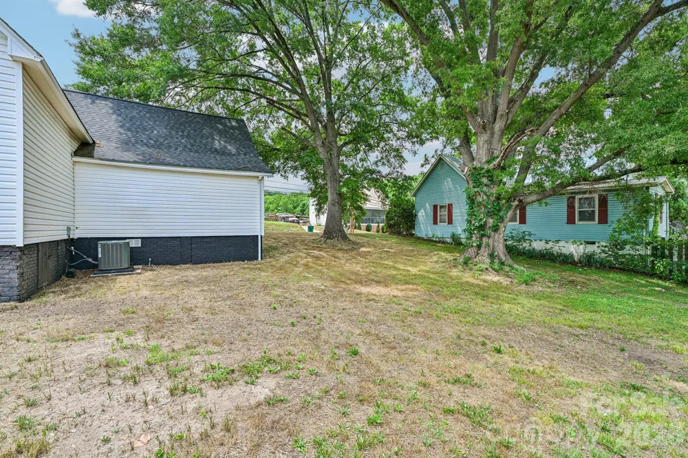 748 Efird Street Albemarle, NC 28001