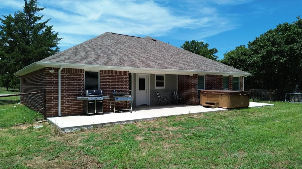 138 Gobbler Road Nocona, TX 76255
