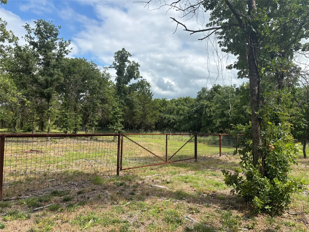 138 Gobbler Road Nocona, TX 76255