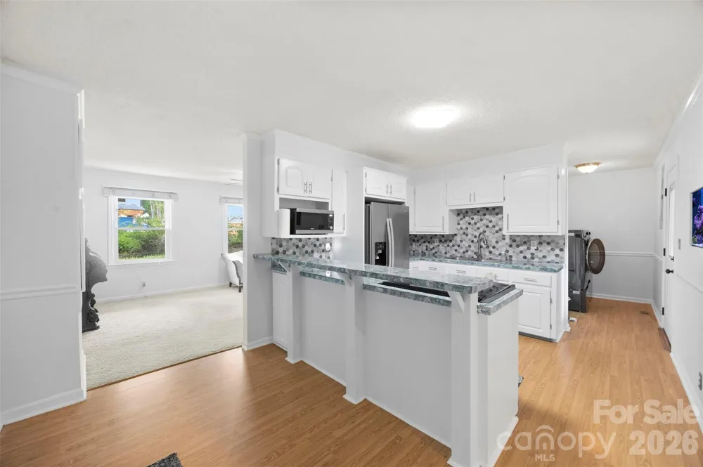 611 W Lewis Street Dallas, NC 28034
