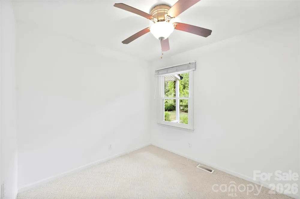 611 W Lewis Street Dallas, NC 28034