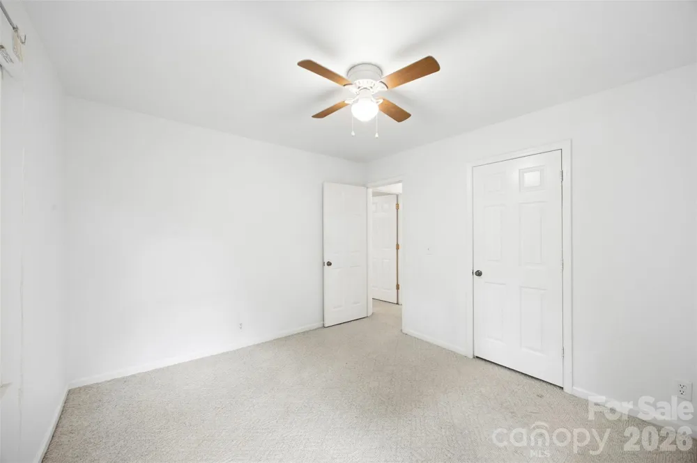 611 W Lewis Street Dallas, NC 28034