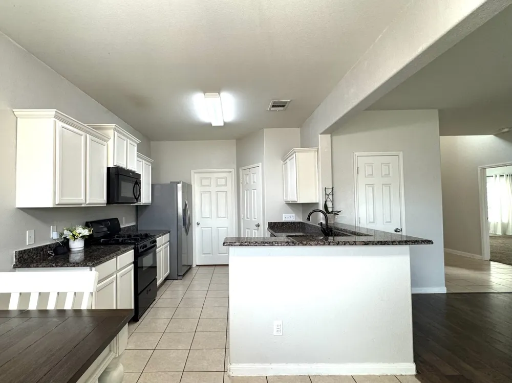 1100 Port Way Crowley, TX 76036