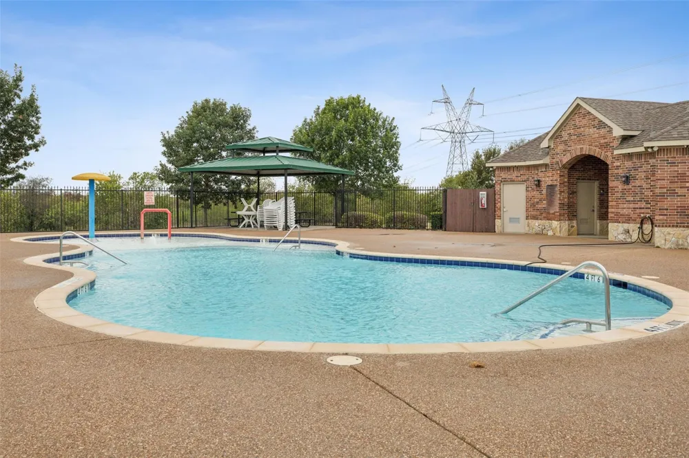 1100 Port Way Crowley, TX 76036