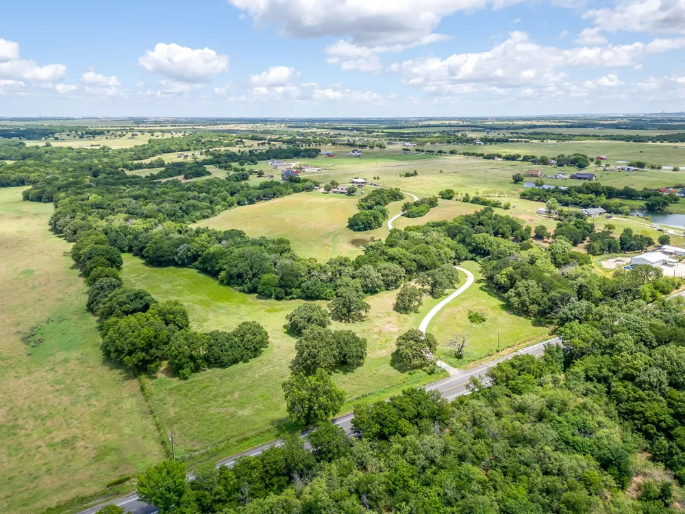 11533 Fm 2258 Grandview, TX 76050